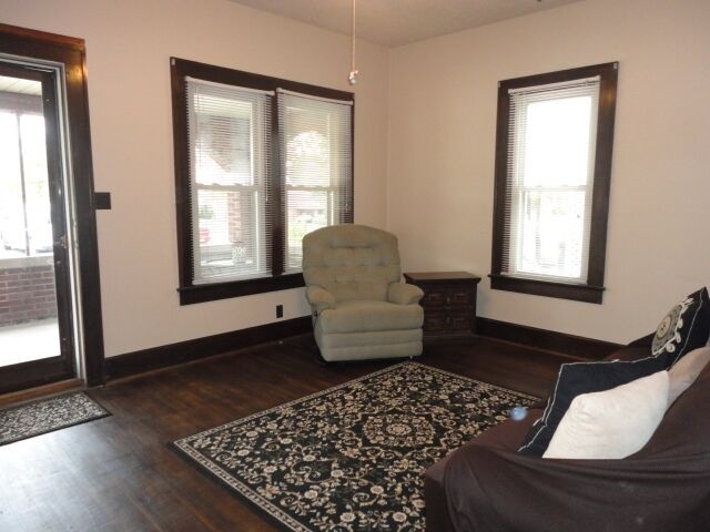 346 W 7th St, Jasper, IN 47546 photo 3