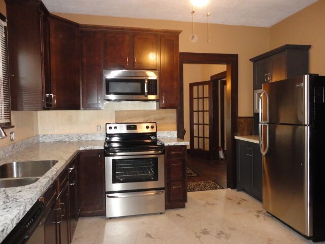 346 W 7th St, Jasper, IN 47546 photo 7