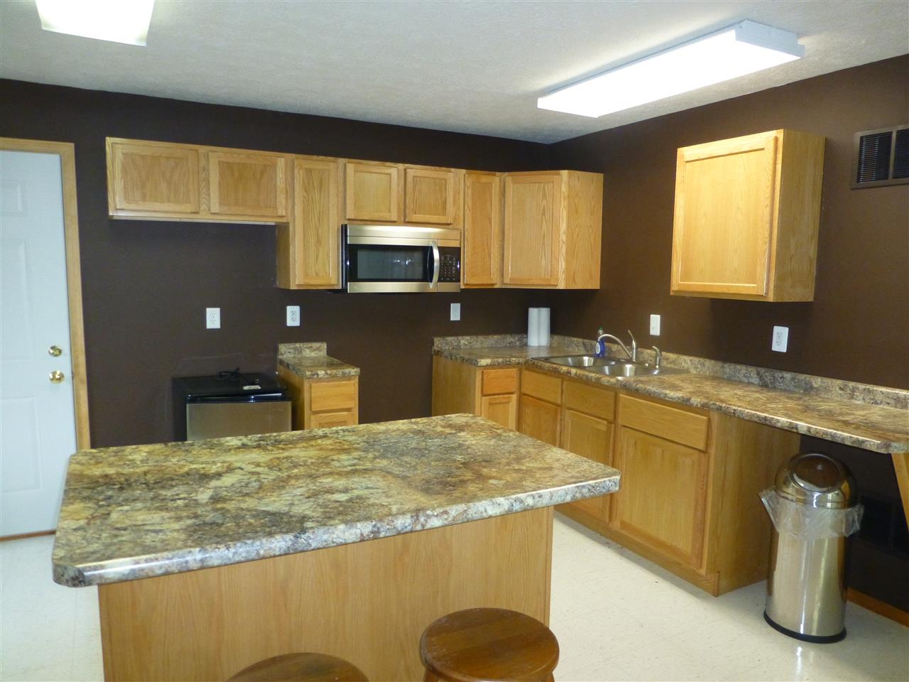 9314 White St, Clarks Hill, IN 47930 photo 5