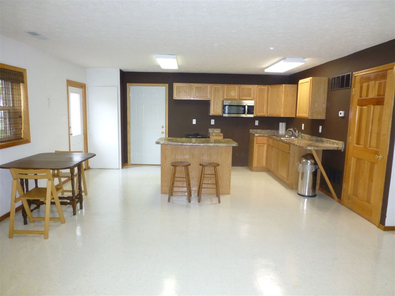 9314 White St, Clarks Hill, IN 47930 photo 4