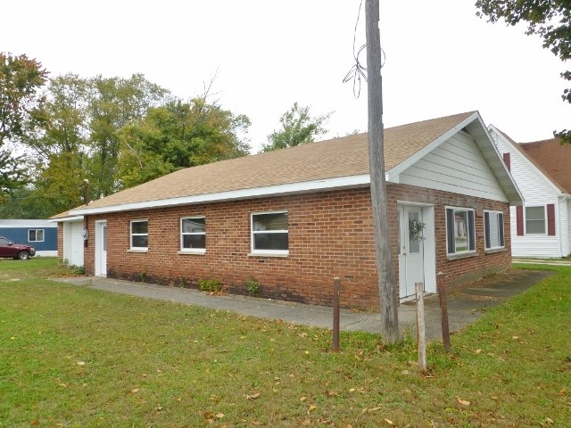 9314 White St, Clarks Hill, IN 47930 photo 13