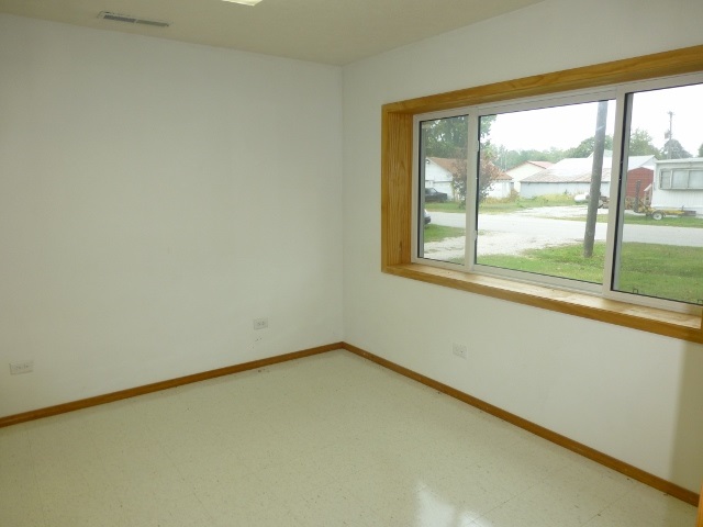 9314 White St, Clarks Hill, IN 47930 photo 8