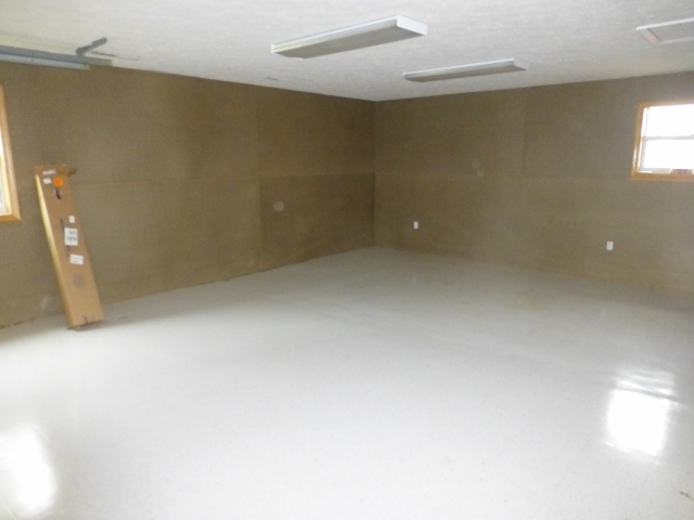 9314 White St, Clarks Hill, IN 47930 photo 12