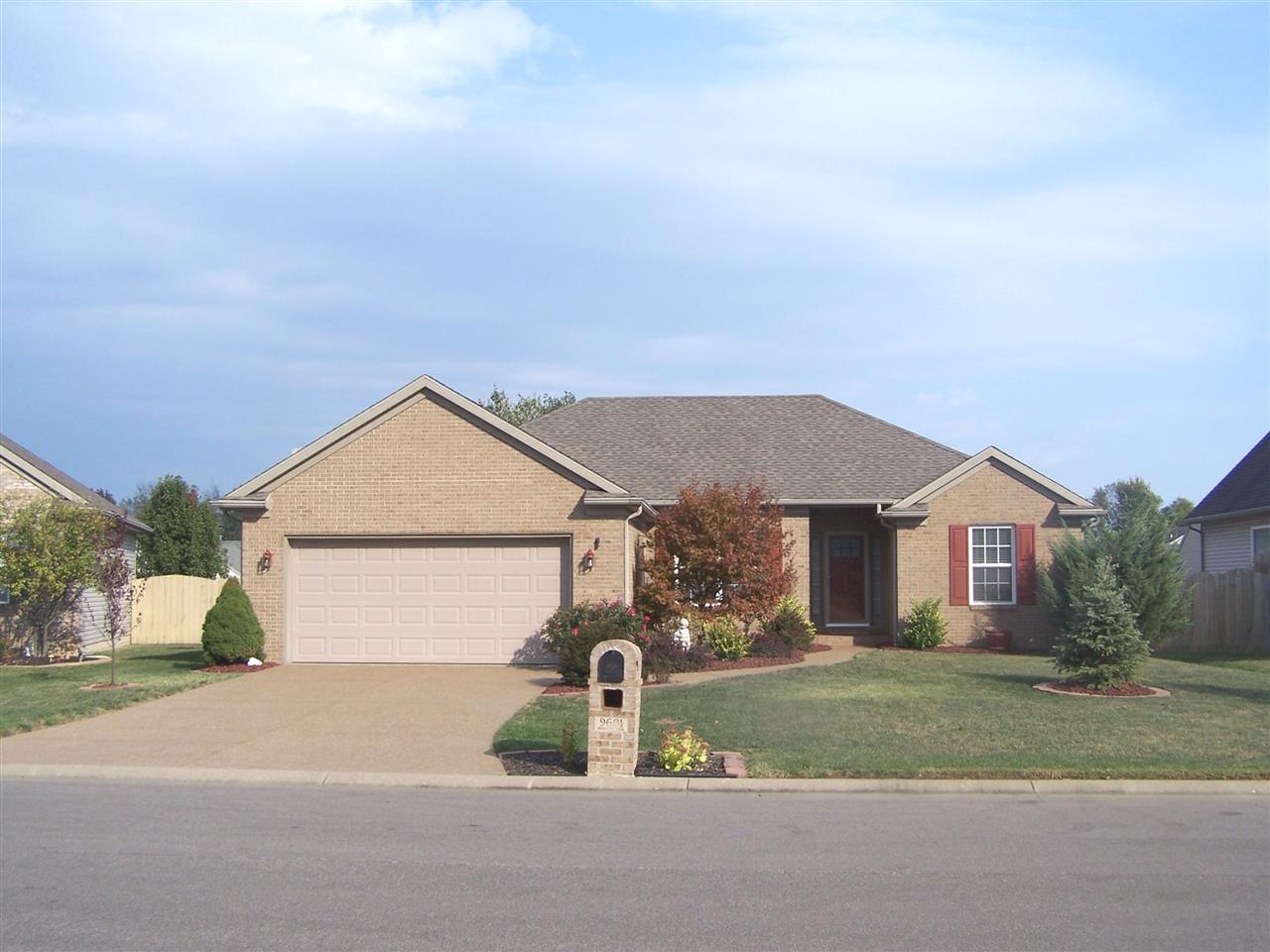 9601 Barbados Dr, Evansville, IN 47725 photo 1