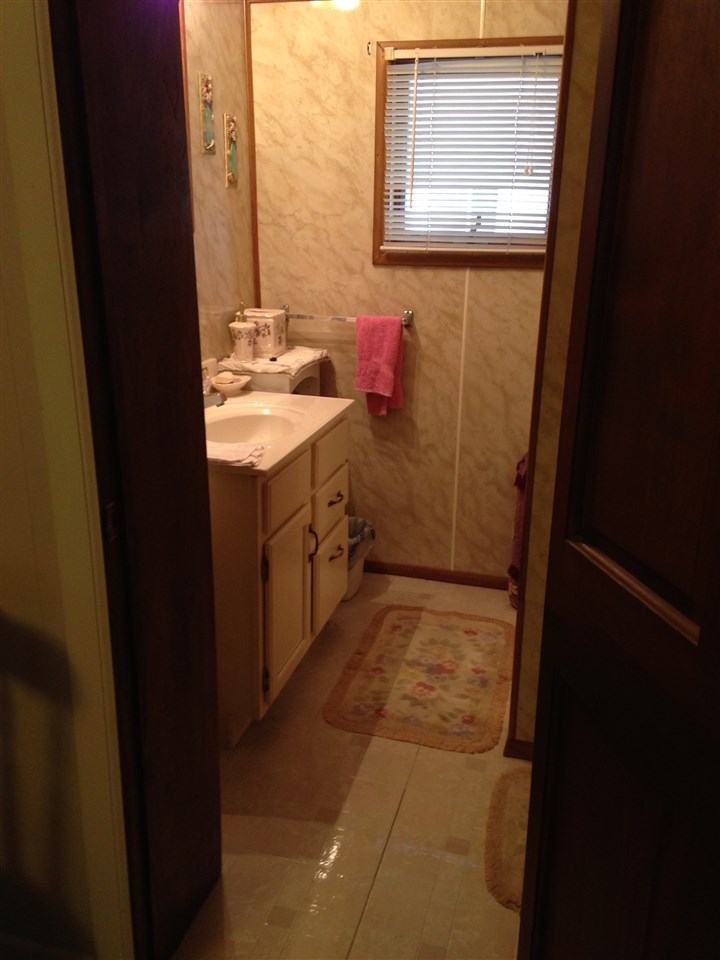 614 W 3rd St, Bicknell, IN 47512 photo 13