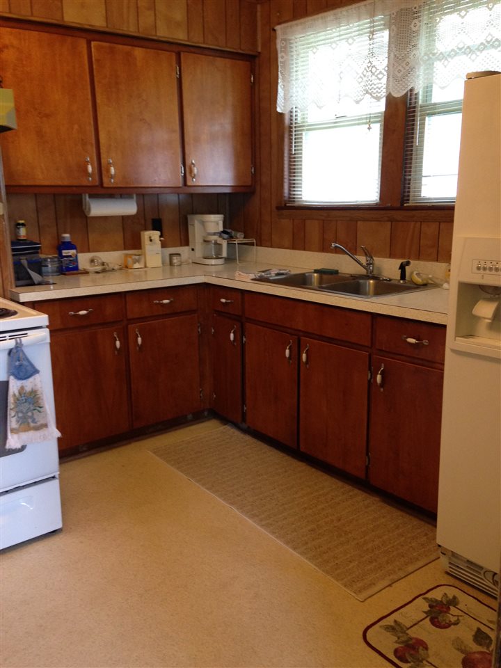614 W 3rd St, Bicknell, IN 47512 photo 12