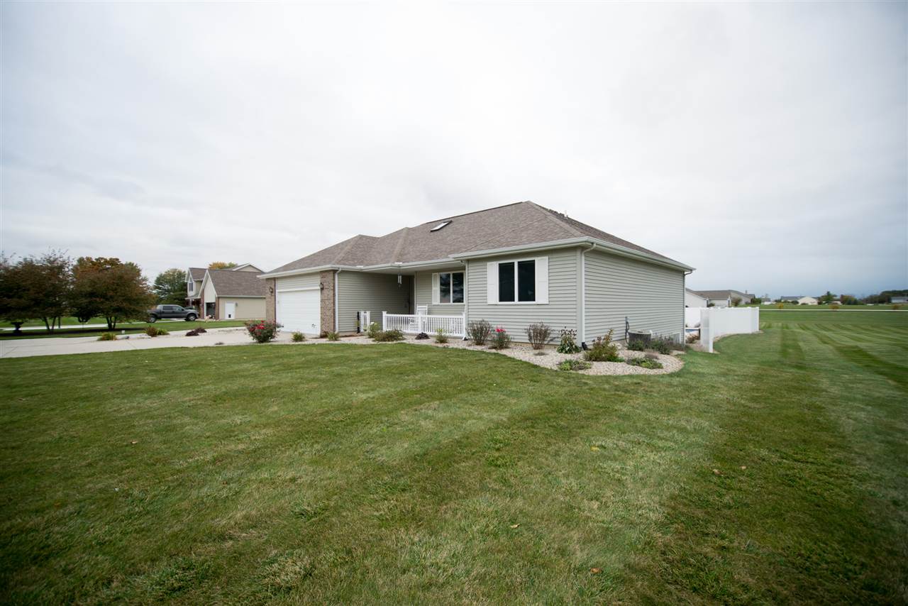 4473 E Cider Mill Rd, Columbia City, IN 46725 photo 3
