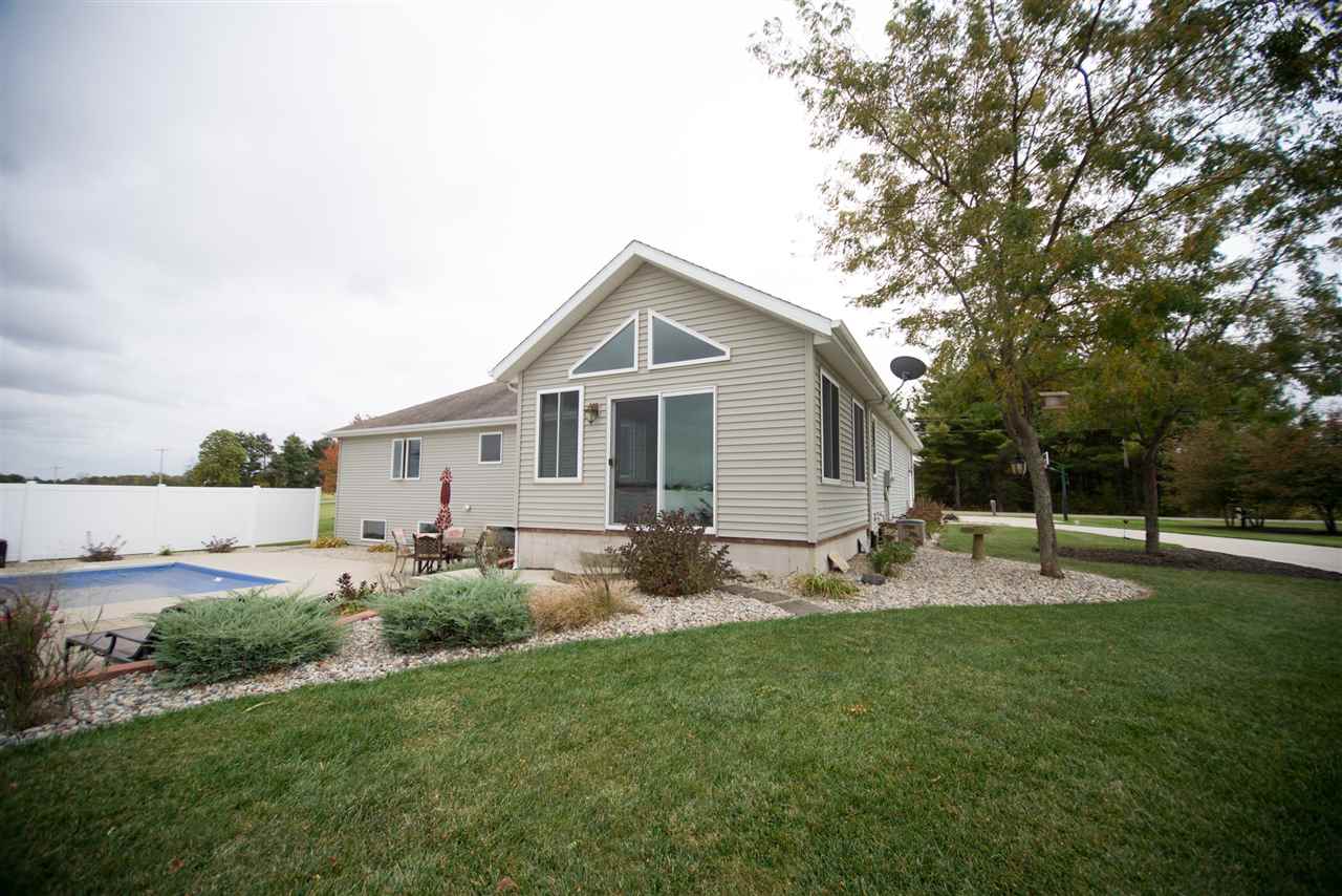 4473 E Cider Mill Rd, Columbia City, IN 46725 photo 9