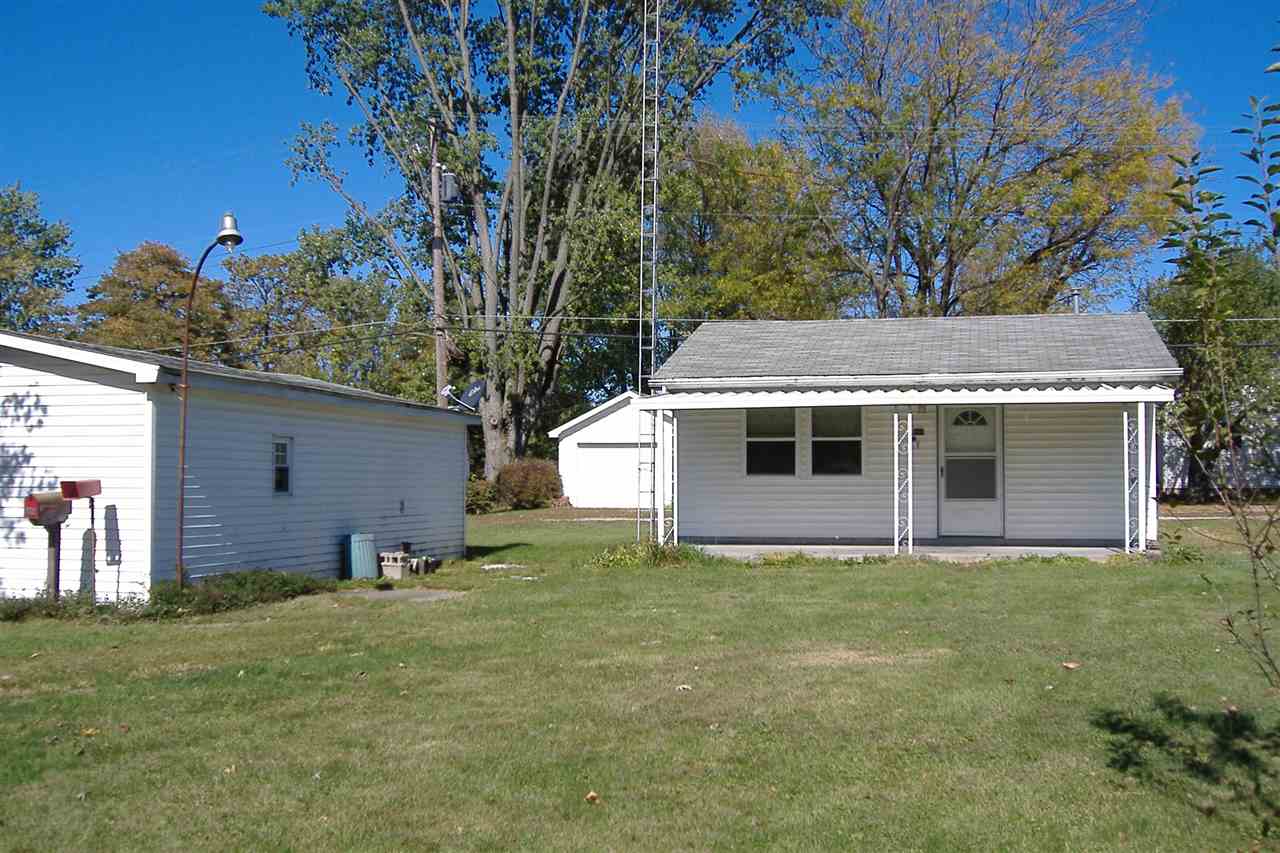 111 W Grissom Ave, Mitchell, IN 47446 photo 1