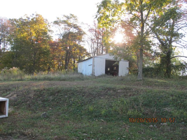 3482 E Corwin Rd, Bloomfield, IN 47424 photo 2