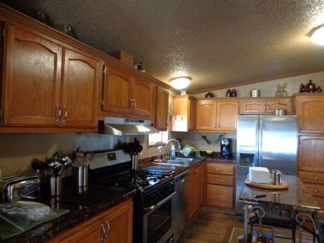 468 E 12th St, Fairmount, IN 46928 photo 4