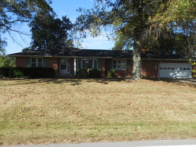 1180 W Division, Jasper, IN 47546 photo 2