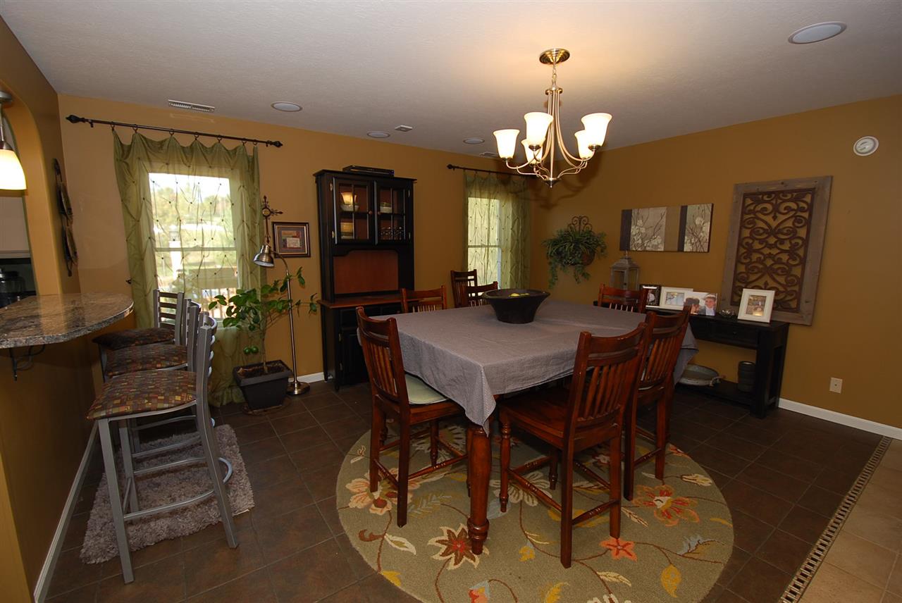 2955 Bittersweet Dr, Jasper, IN 47546 photo 4