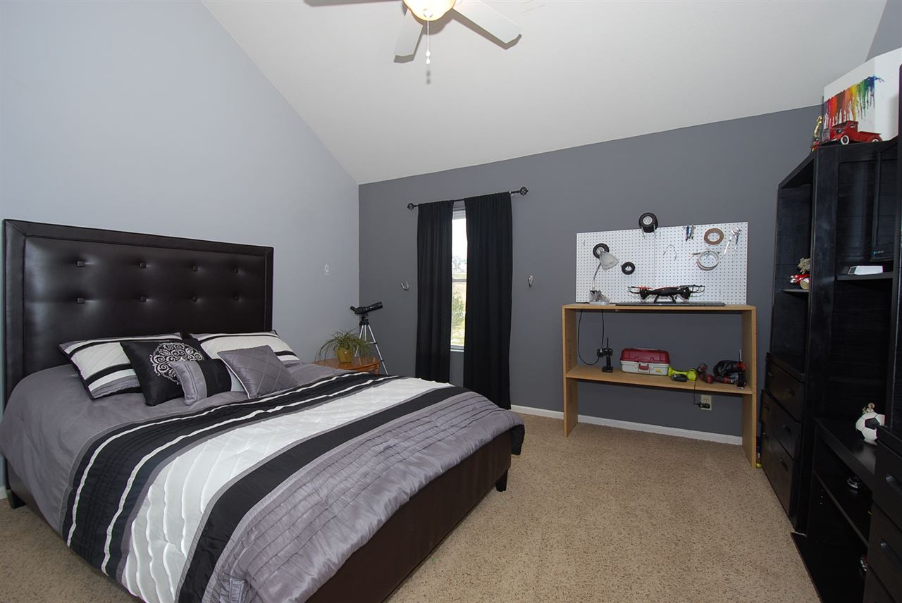 2955 Bittersweet Dr, Jasper, IN 47546 photo 13