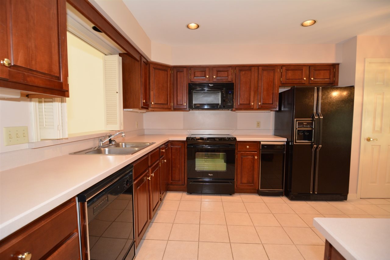 1424 Timberlake Ln, Evansville, IN 47710 photo 9