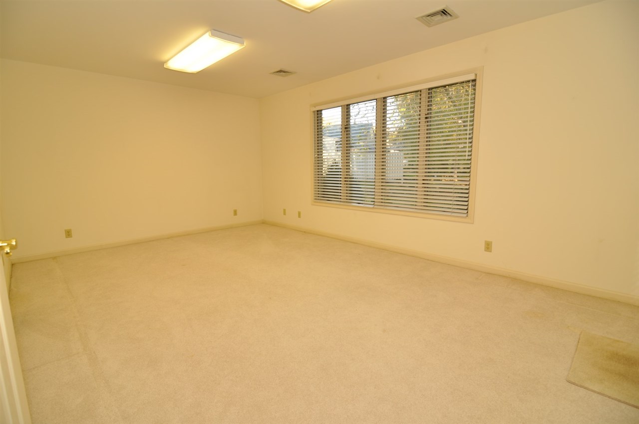 1424 Timberlake Ln, Evansville, IN 47710 photo 23