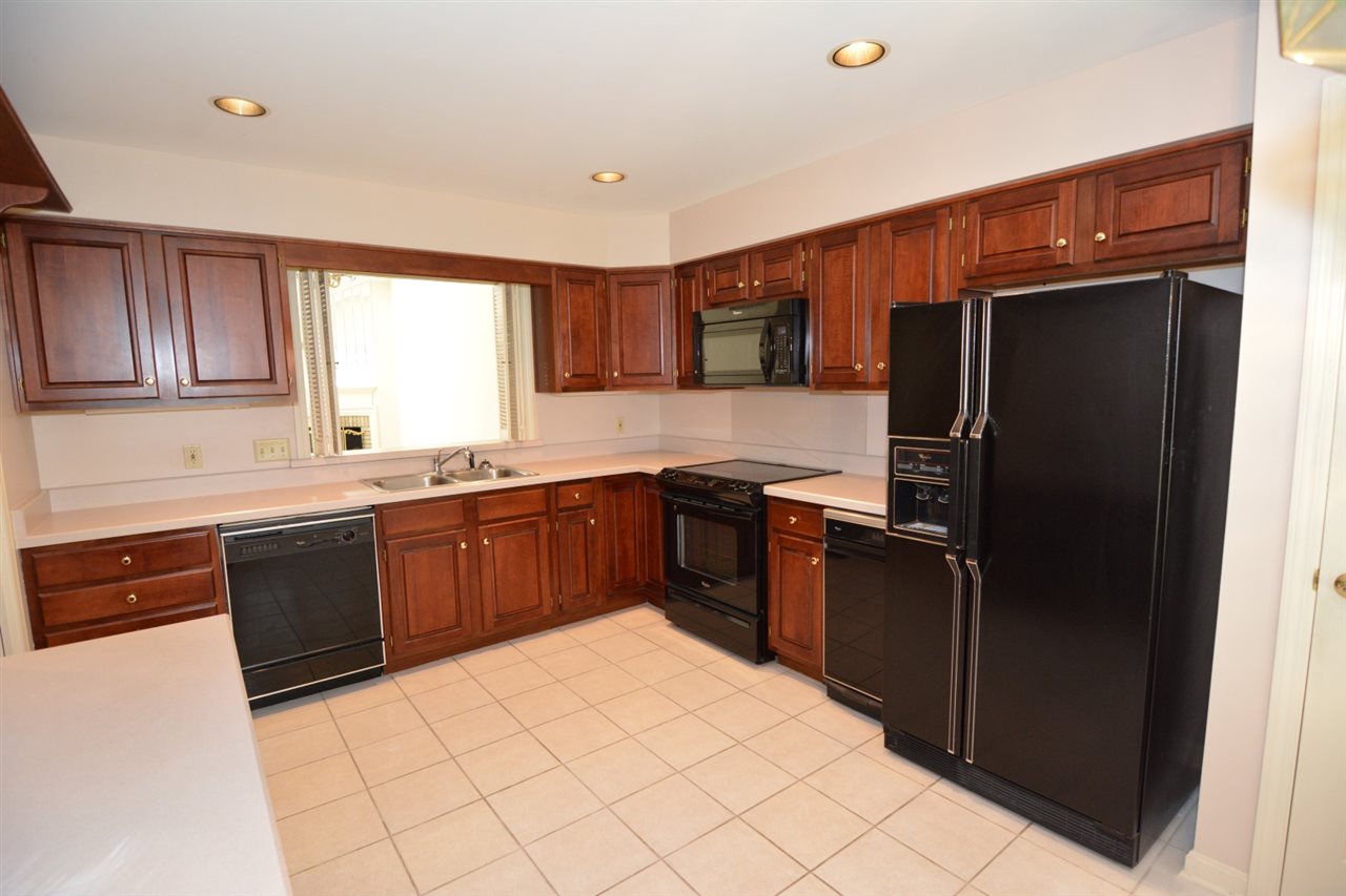 1424 Timberlake Ln, Evansville, IN 47710 photo 8