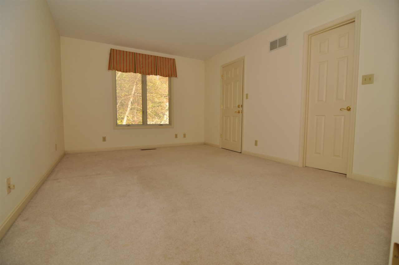 1424 Timberlake Ln, Evansville, IN 47710 photo 15