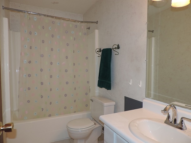 3219 Pavilion Ct, Fort Wayne, IN 46835 photo 4