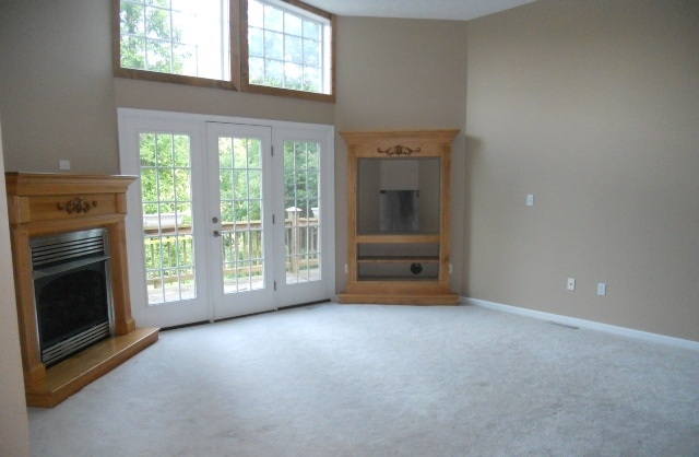 928 S Balthazar Dr, Santa Claus, IN 47579 photo 5