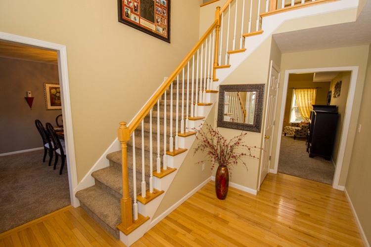 51140 Eagle Wood Dr, Granger, IN 46530 photo 6