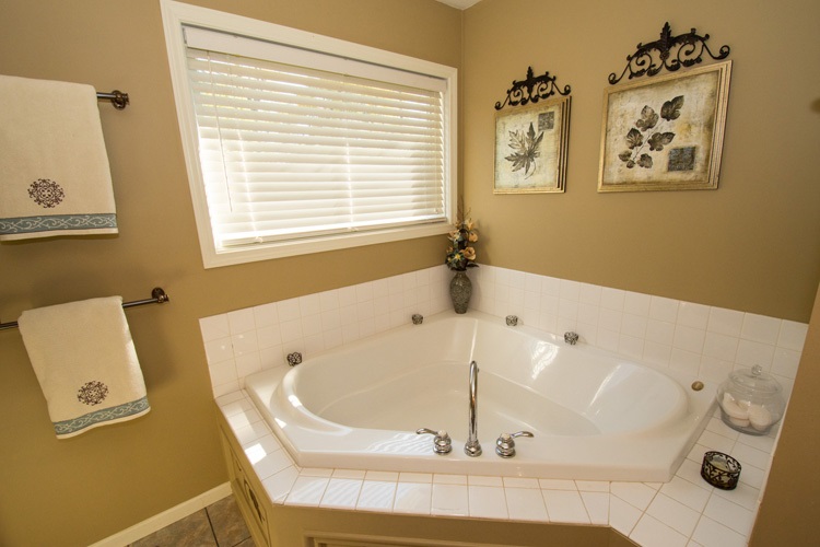 51140 Eagle Wood Dr, Granger, IN 46530 photo 21