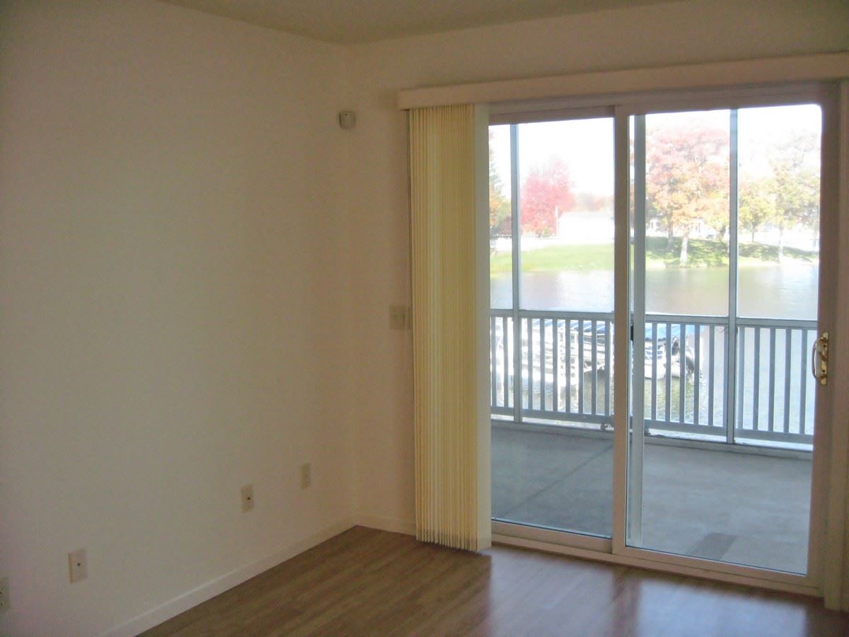 3840 E Mill St UNIT 4, Hamilton, IN 46742 photo 6