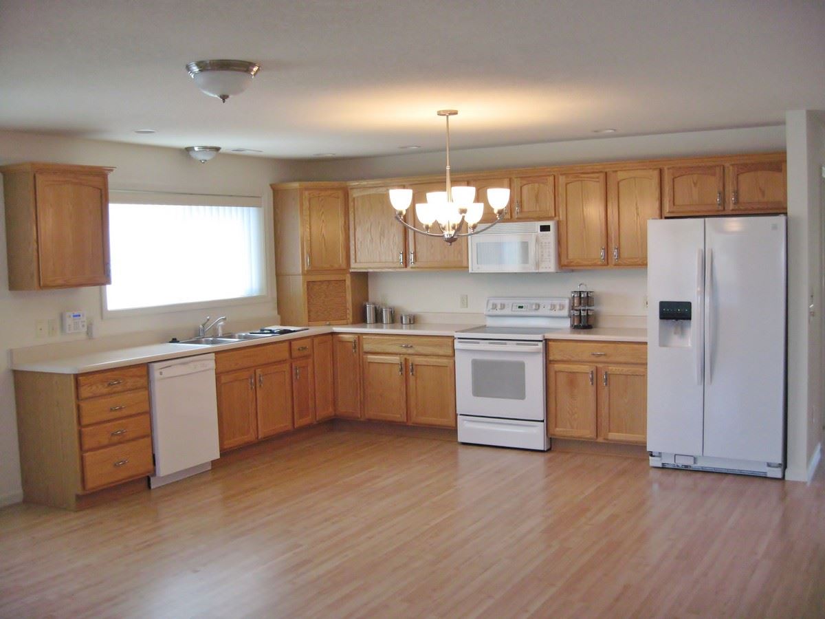 3840 E Mill St UNIT 4, Hamilton, IN 46742 photo 7
