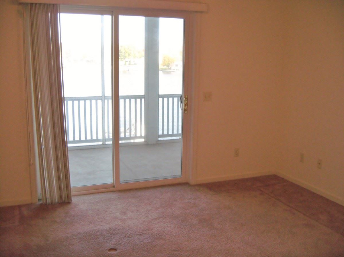 3840 E Mill St UNIT 4, Hamilton, IN 46742 photo 15