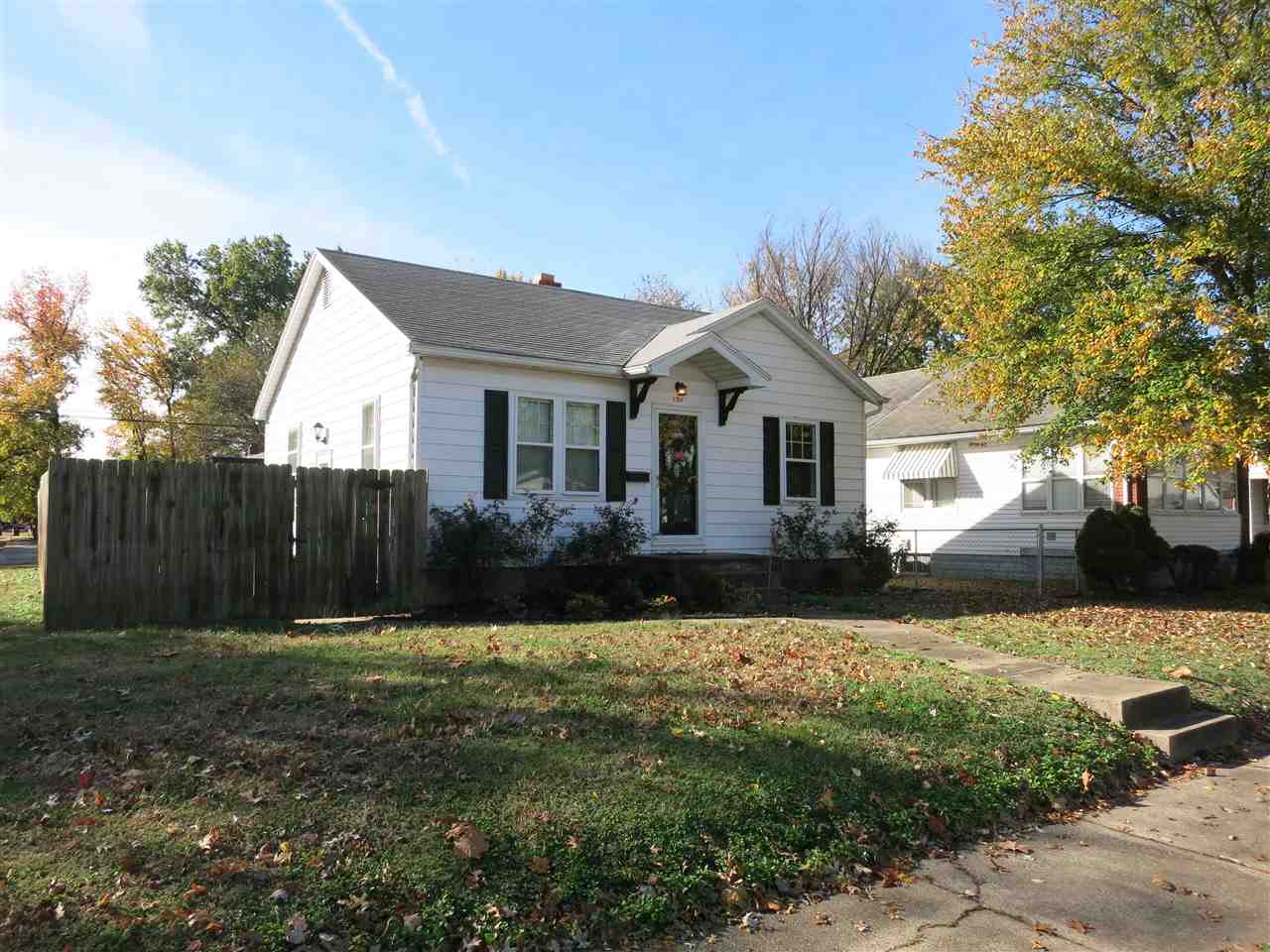 1511 Adams Ave, Evansville, IN 47714 photo 2