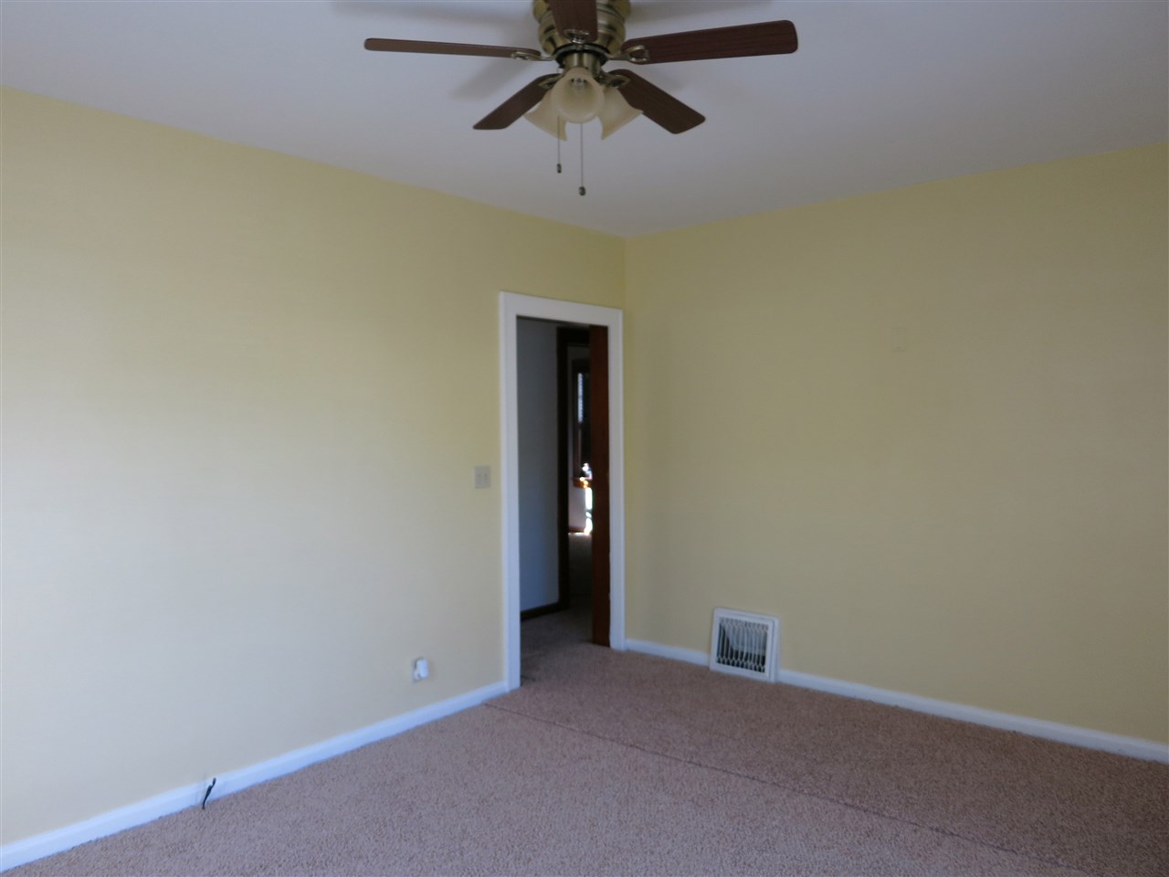 1511 Adams Ave, Evansville, IN 47714 photo 5