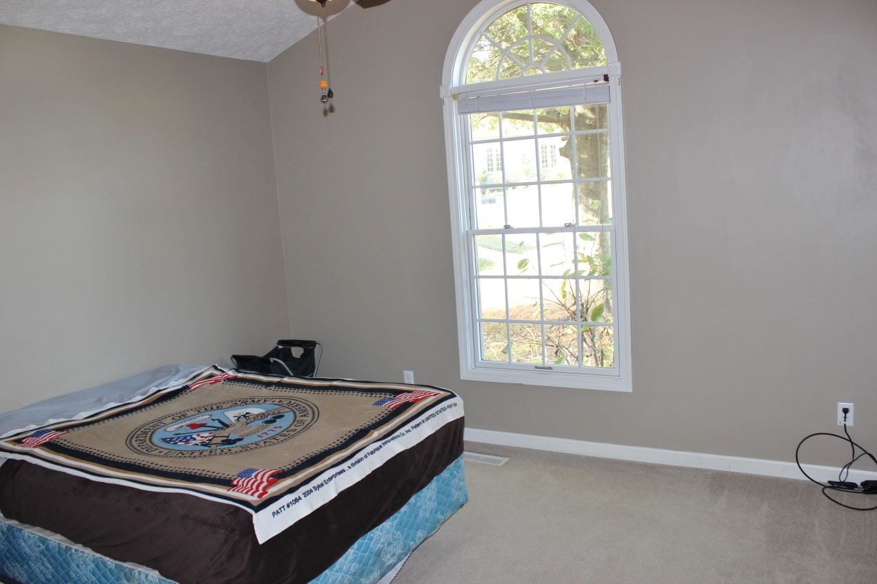 4466 Stone Garden Ln, Newburgh, IN 47630 photo 16