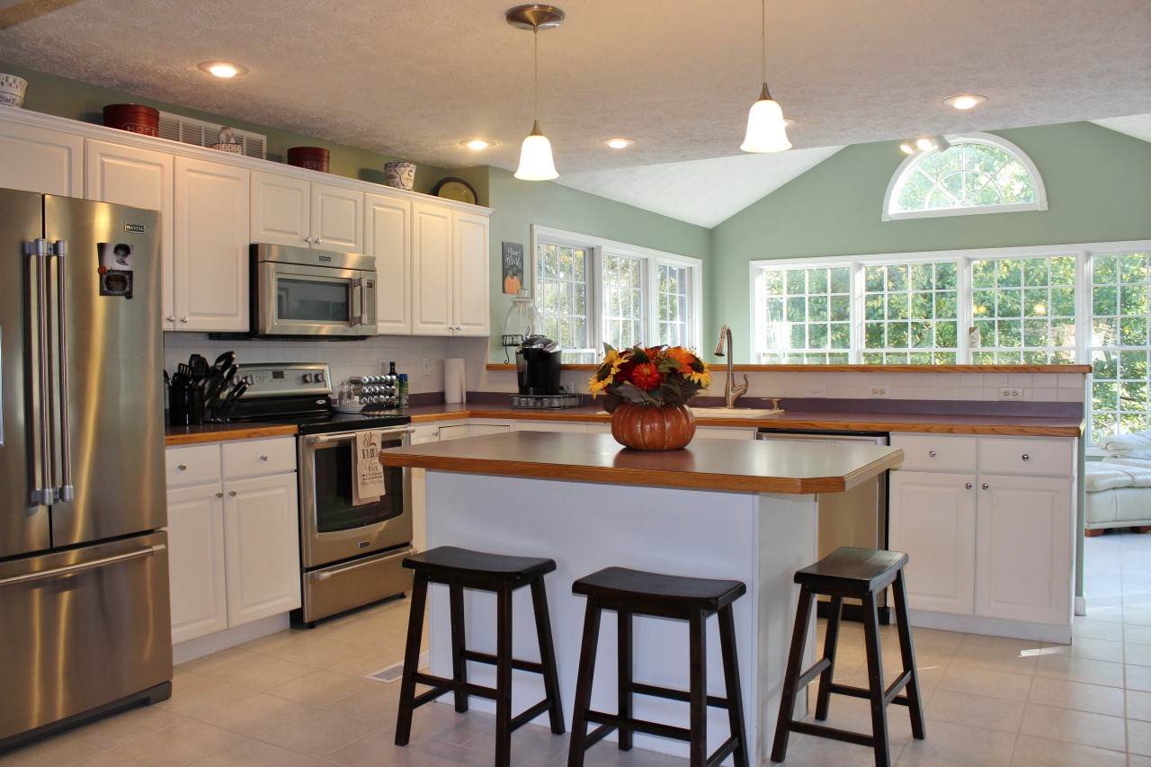 4466 Stone Garden Ln, Newburgh, IN 47630 photo 2