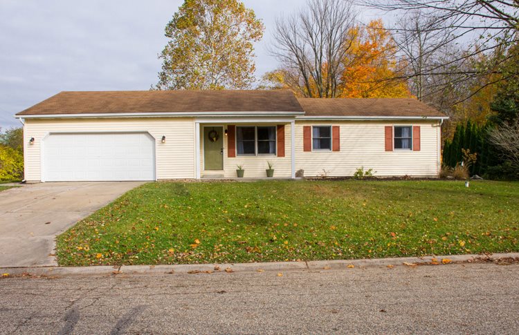 20911 Deluna Way, South Bend, IN 46614 photo 1