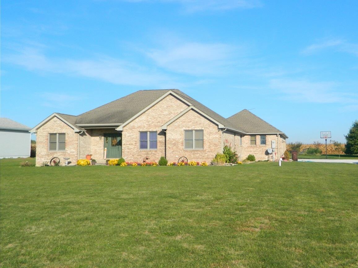 3864 S 700 E, Kokomo, IN 46902 photo 1