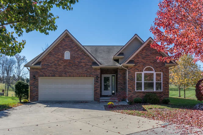 4422 E Bridgestone Dr, Bloomington, IN 47401 photo 1