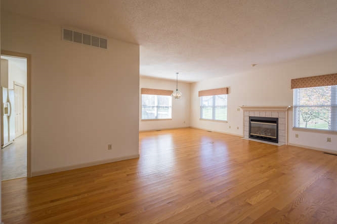 4422 E Bridgestone Dr, Bloomington, IN 47401 photo 6