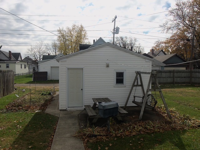 309 E 6th St, Peru, IN 46970 photo 15