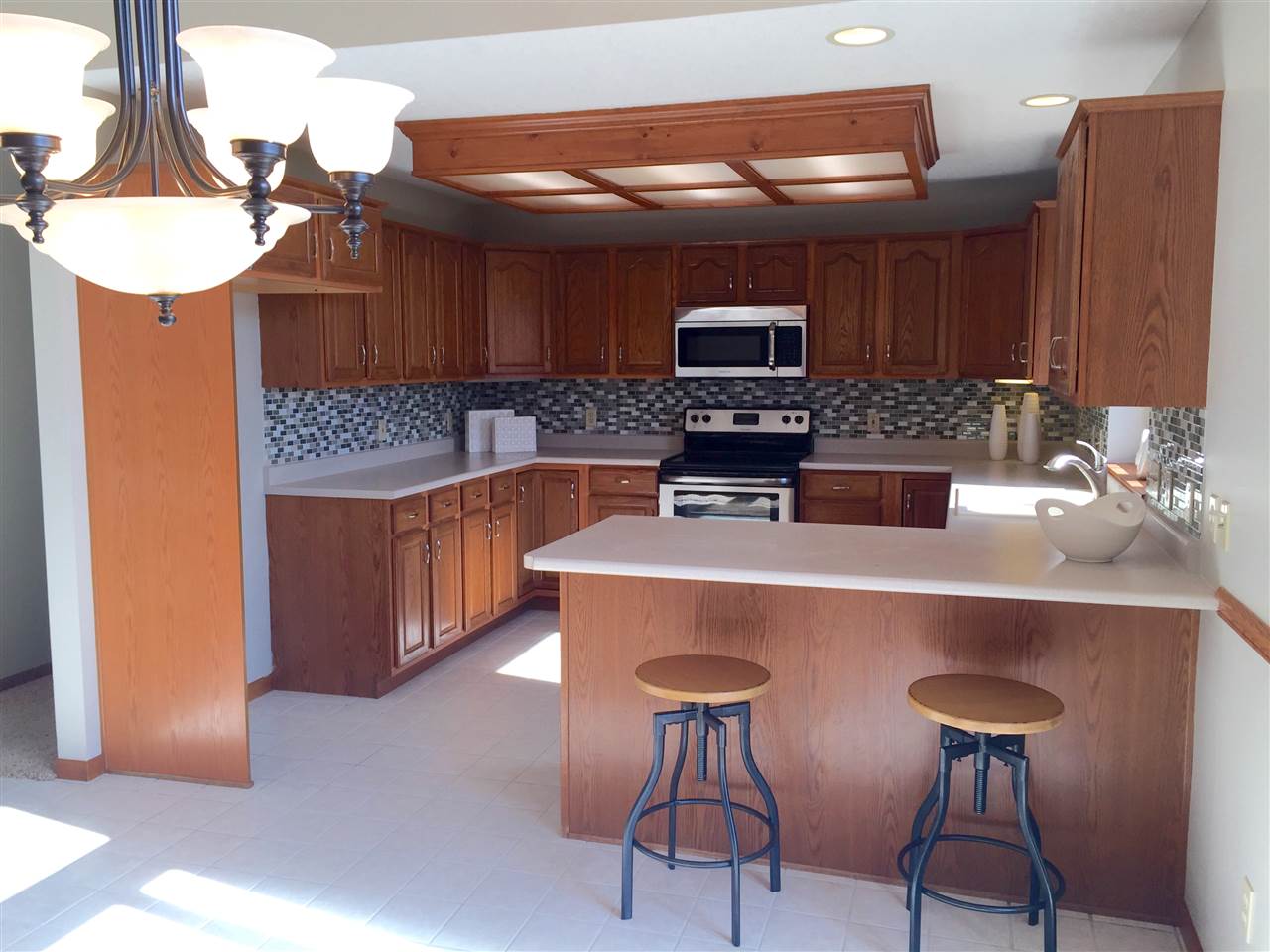1327 Duesenberg Dr, Huntertown, IN 46748 photo 3