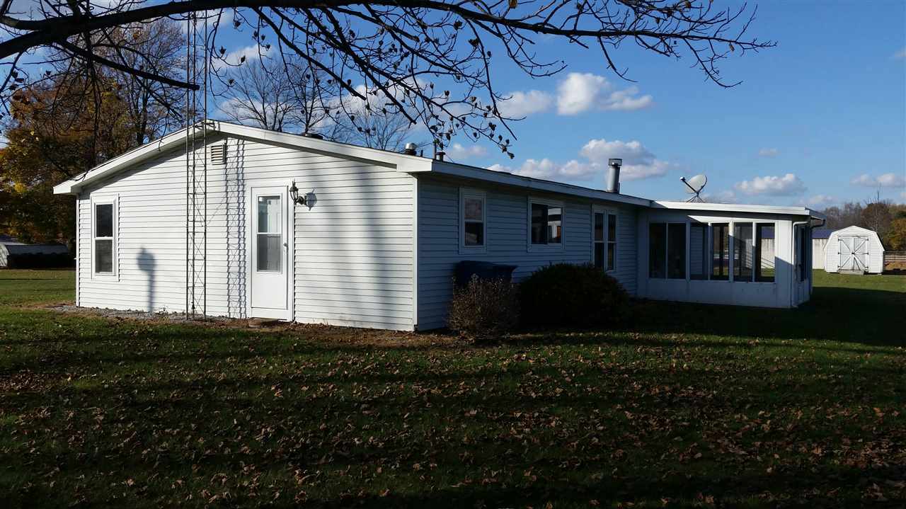 7958 W River Rd, Roann, IN 46974 photo 3