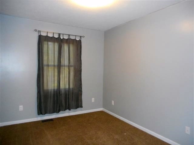 2649 Evergreen Dr, Warsaw, IN 46582 photo 11
