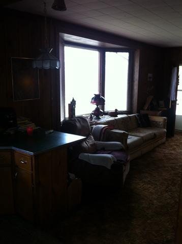 190 W Spring St, Waterloo, IN 46793 photo 4