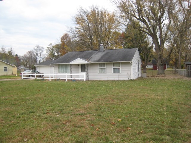 13690 Esther Ave, Mishawaka, IN 46545 photo 2