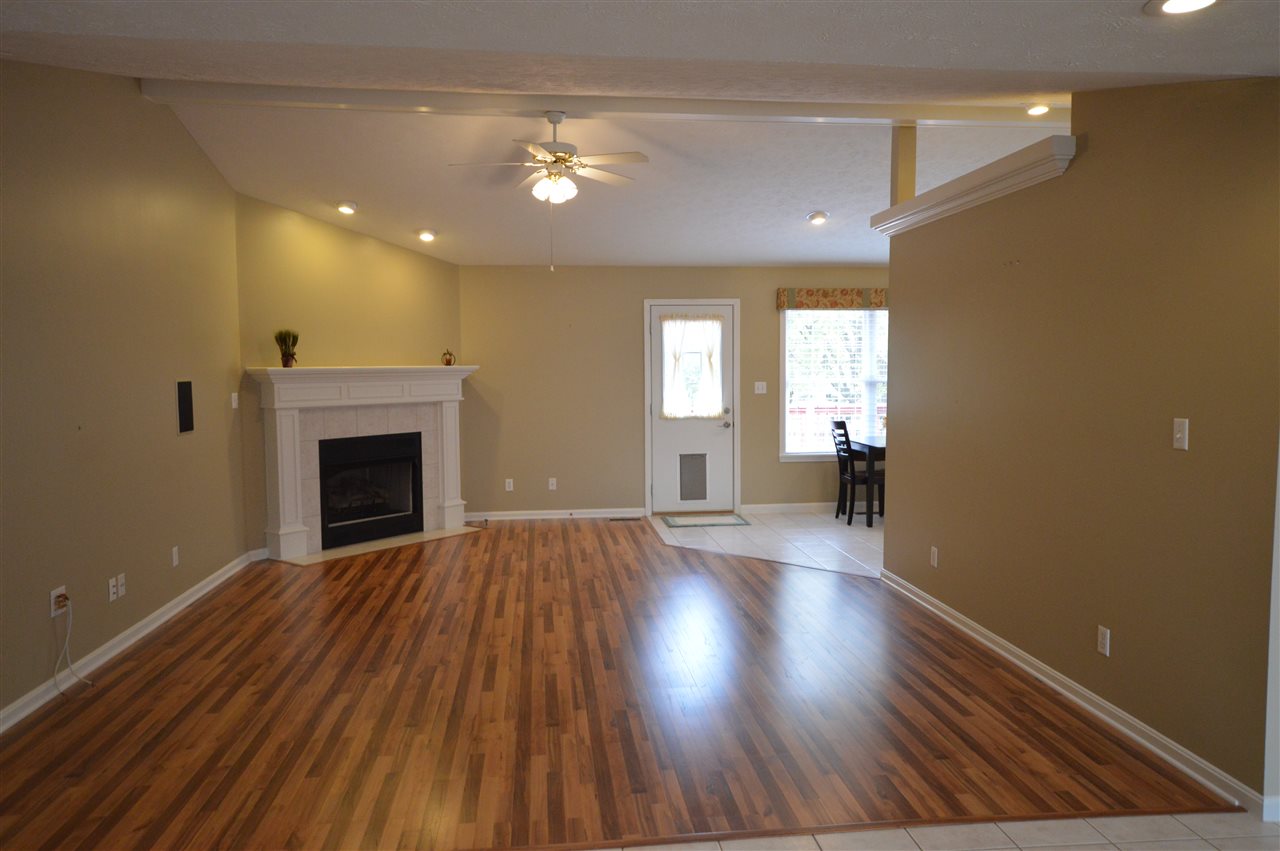 5055 Tippecanoe Dr, Newburgh, IN 47630 photo 3