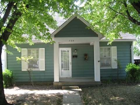 705 Forest Ave, Jasper, IN 47546 photo 1