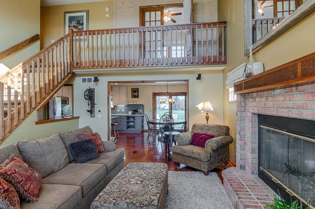 211 Ridge Ct, Ossian, IN 46777 photo 3