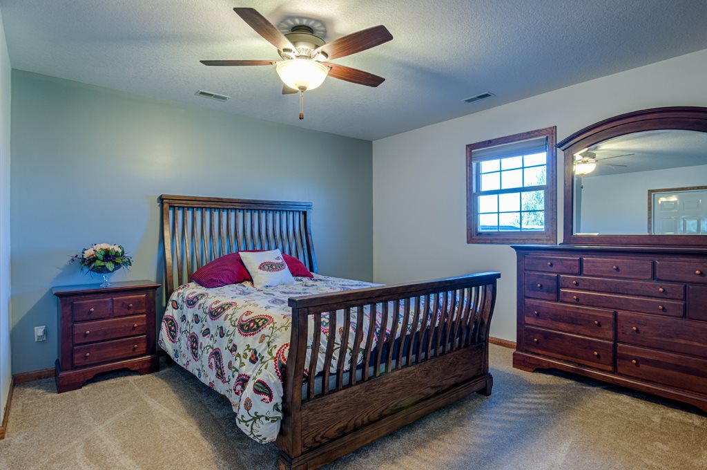 211 Ridge Ct, Ossian, IN 46777 photo 20