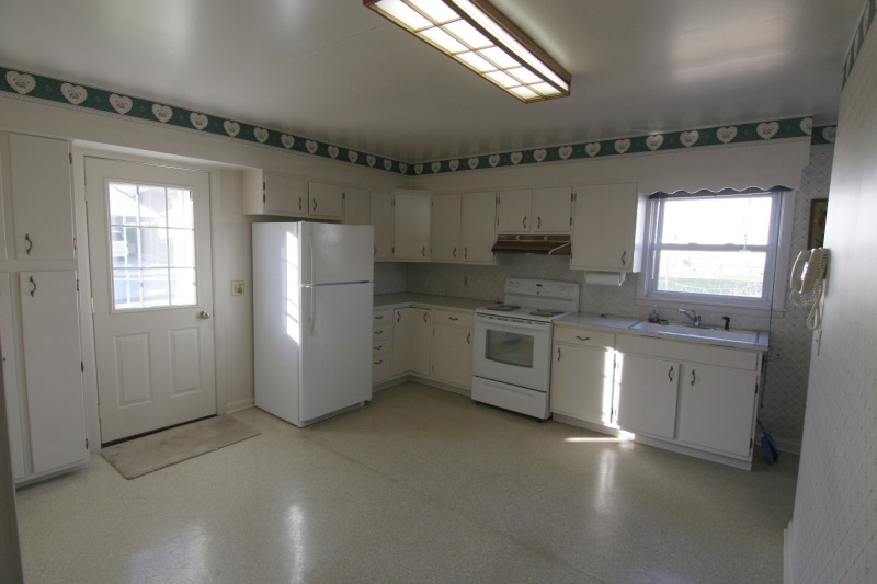 404 E 5th St, Jasper, IN 47546 photo 9