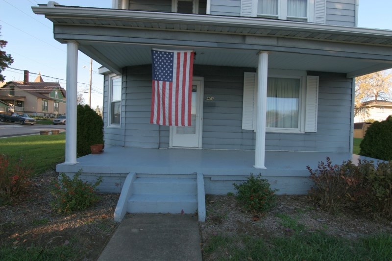404 E 5th St, Jasper, IN 47546 photo 4