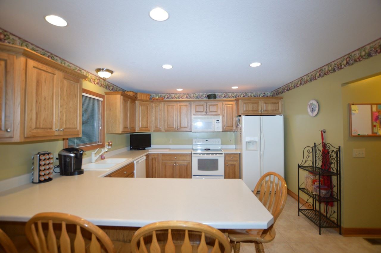 1803 Falconview Pl E, Fort Wayne, IN 46818 photo 9